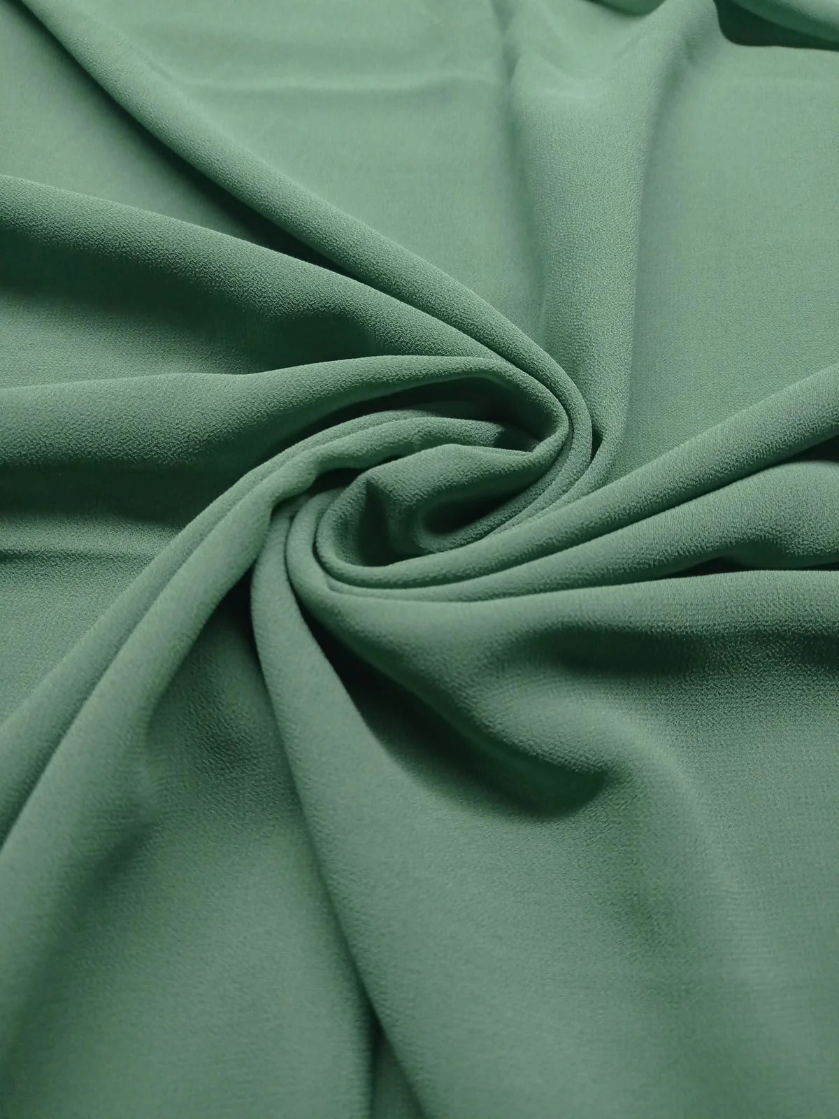 PLAIN GEORGETTE HIJAB - LEAF GREEN